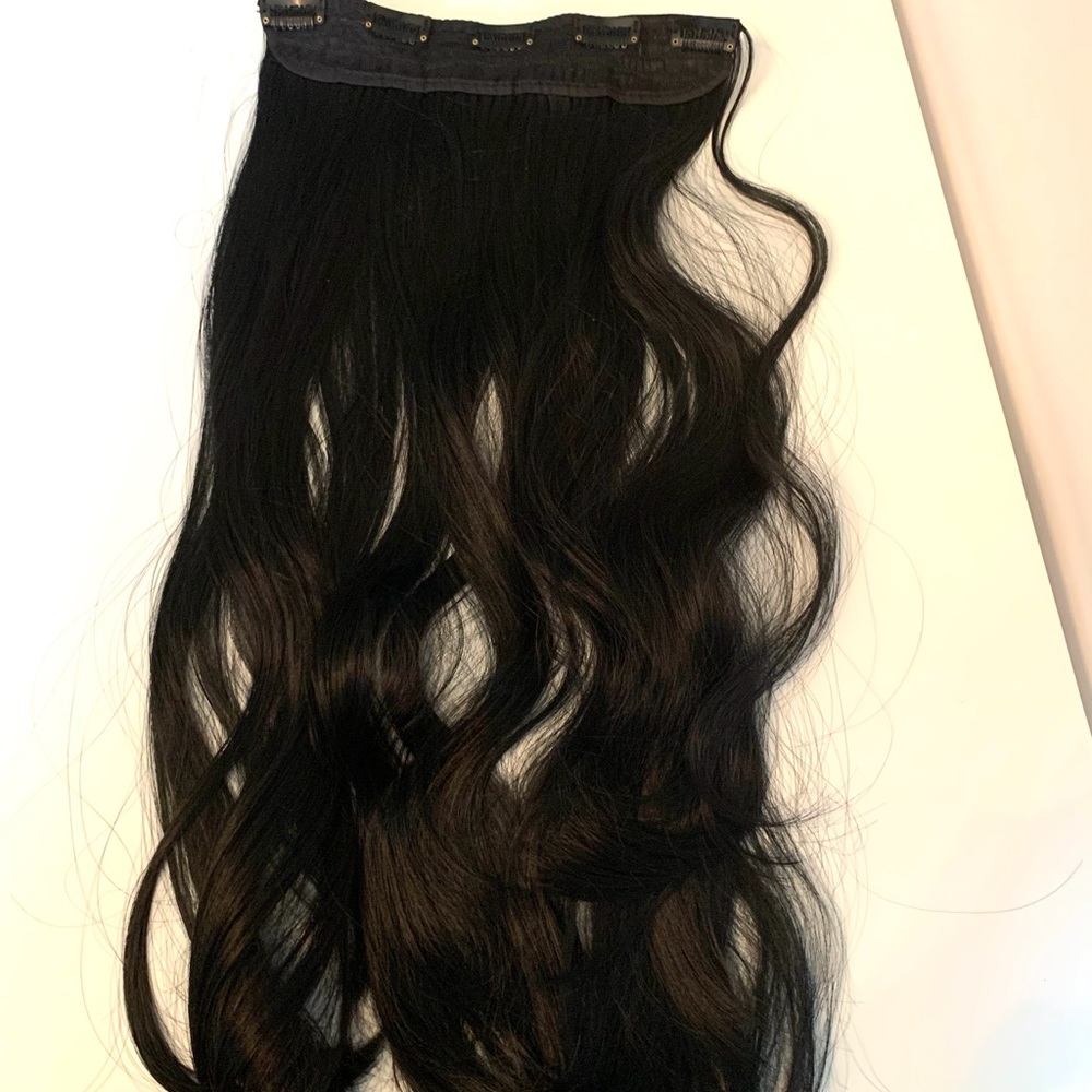 Clip In Hair Extension - Picture 3 of 5